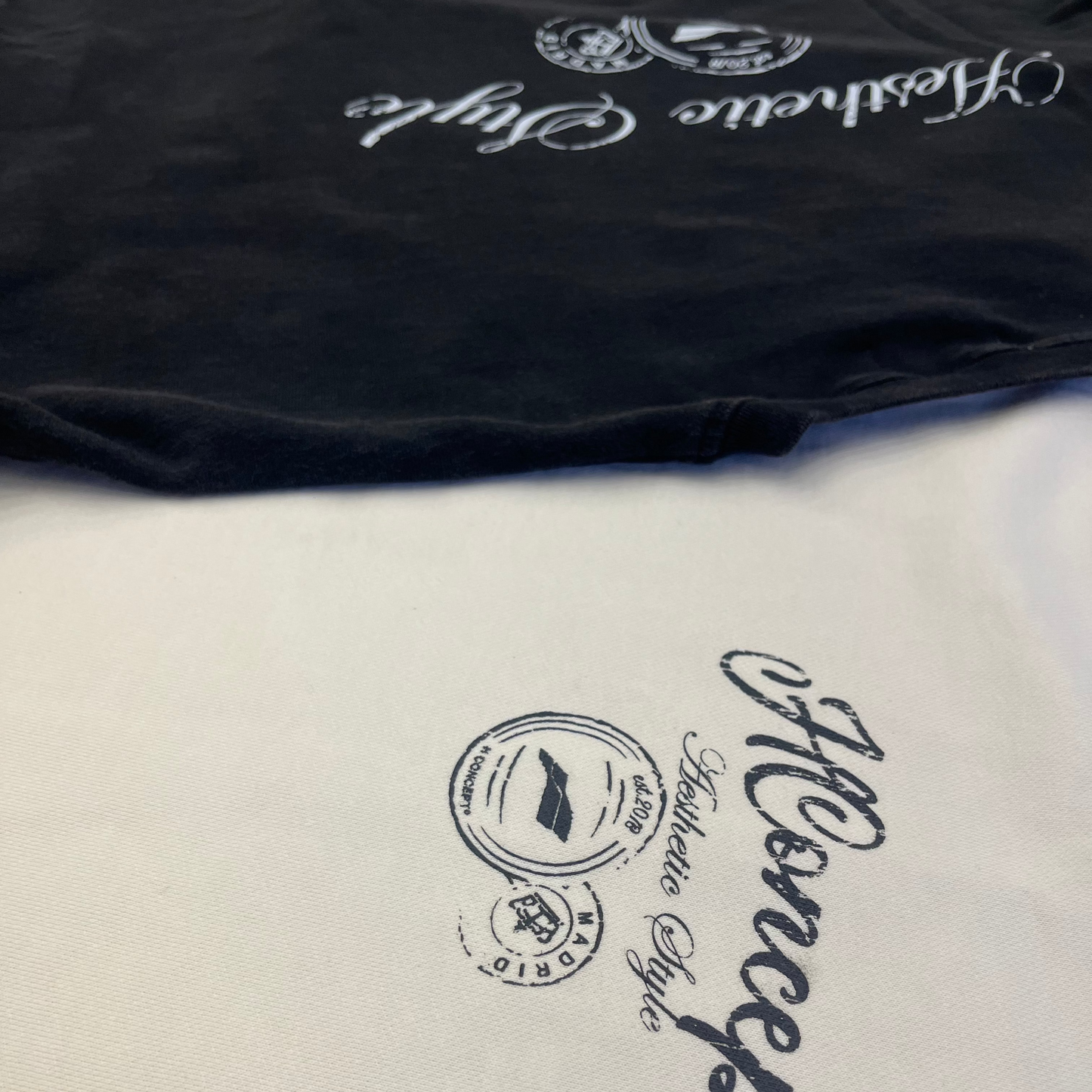 AESTHETIC STYLE BEIGE CREWNECK