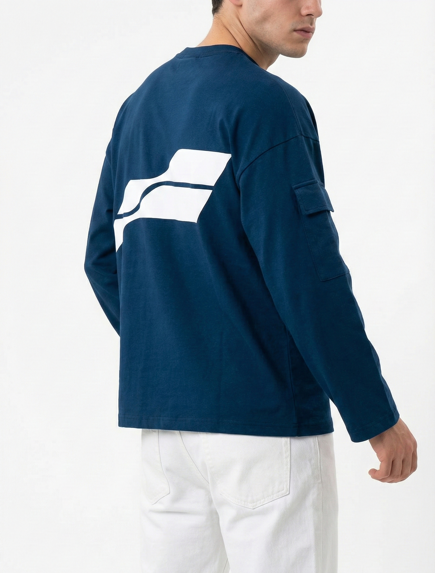 H LOGO NAVY CREWNCECK